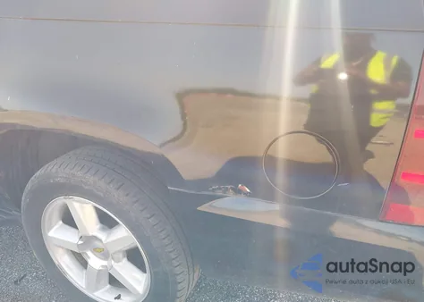 2007 Chevrolet Suburban 1500 Ltz from USA, damaged, VIN 3GNFK16357G290535